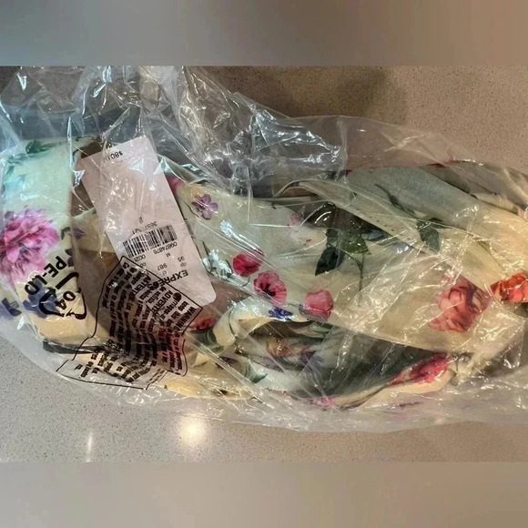 Express Yellow Floral Printed Lace Up Heeled Sandals Size 10 - Picture 5 of 5